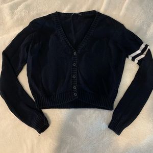 brandy melville cropped sweater💙